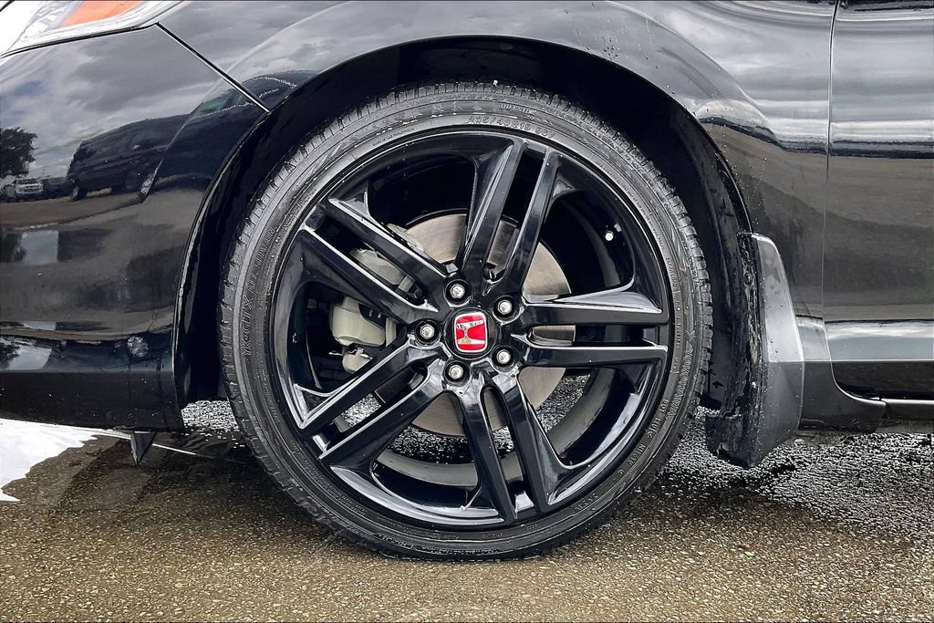 Used 2017 Honda Accord Touring image 33