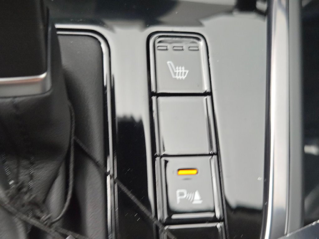 New 2026 Kia Niro EX FWD image 32