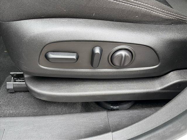 Certified 2024 GMC Terrain SLE w/ Driver Convenience Package FWD image 23