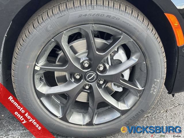 New 2026 Chrysler Pacifica Limited w/ S Appearance Package image 40