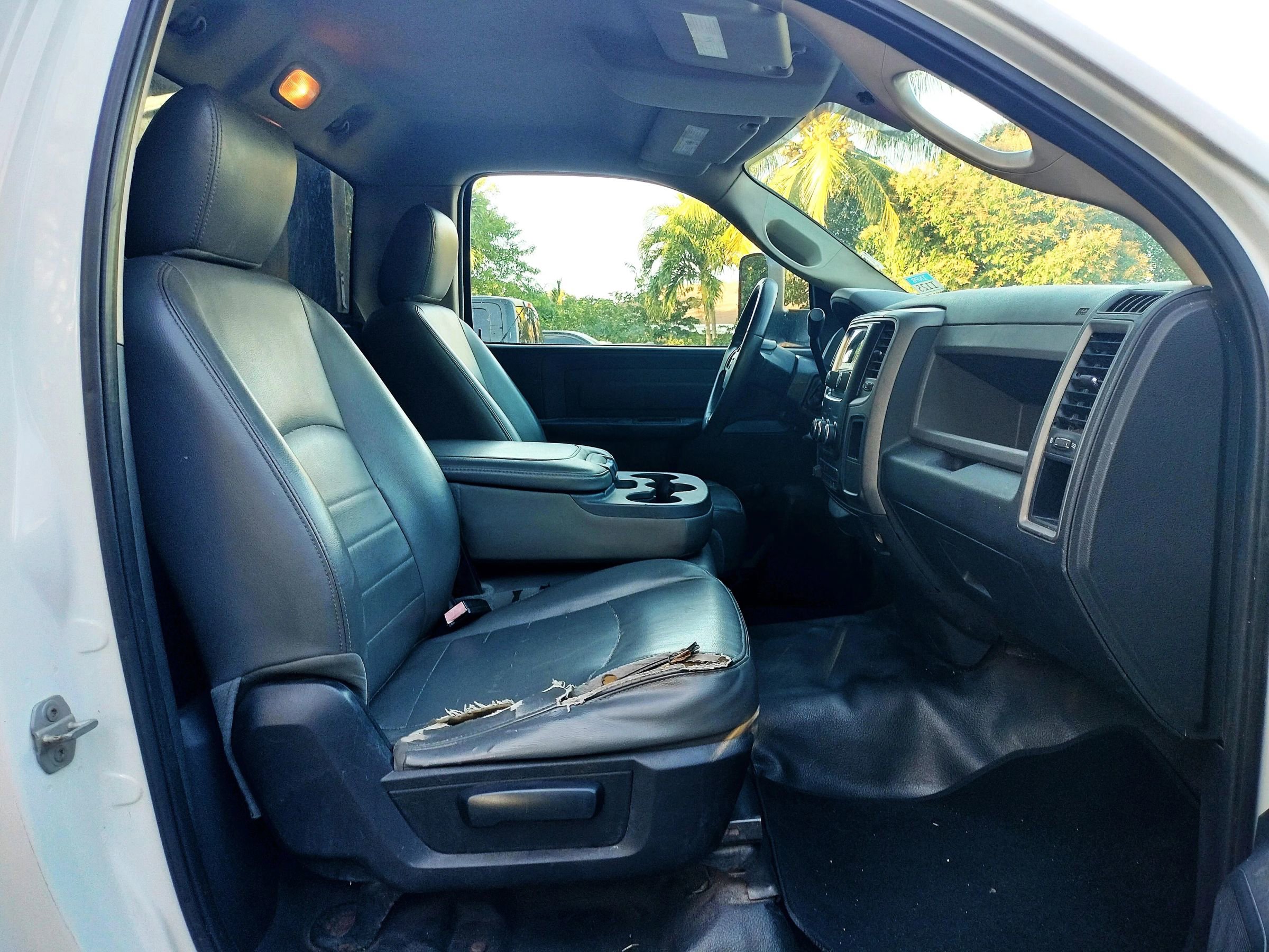 Used 2015 RAM 3500 Tradesman image 15
