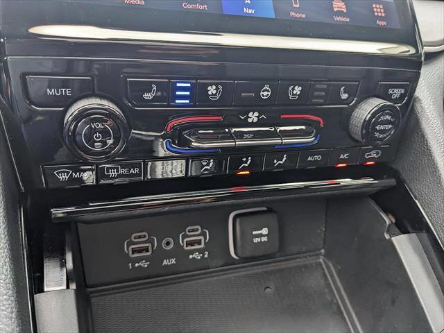 Used 2023 Jeep Grand Cherokee L Limited w/ Luxury Tech Group II image 26