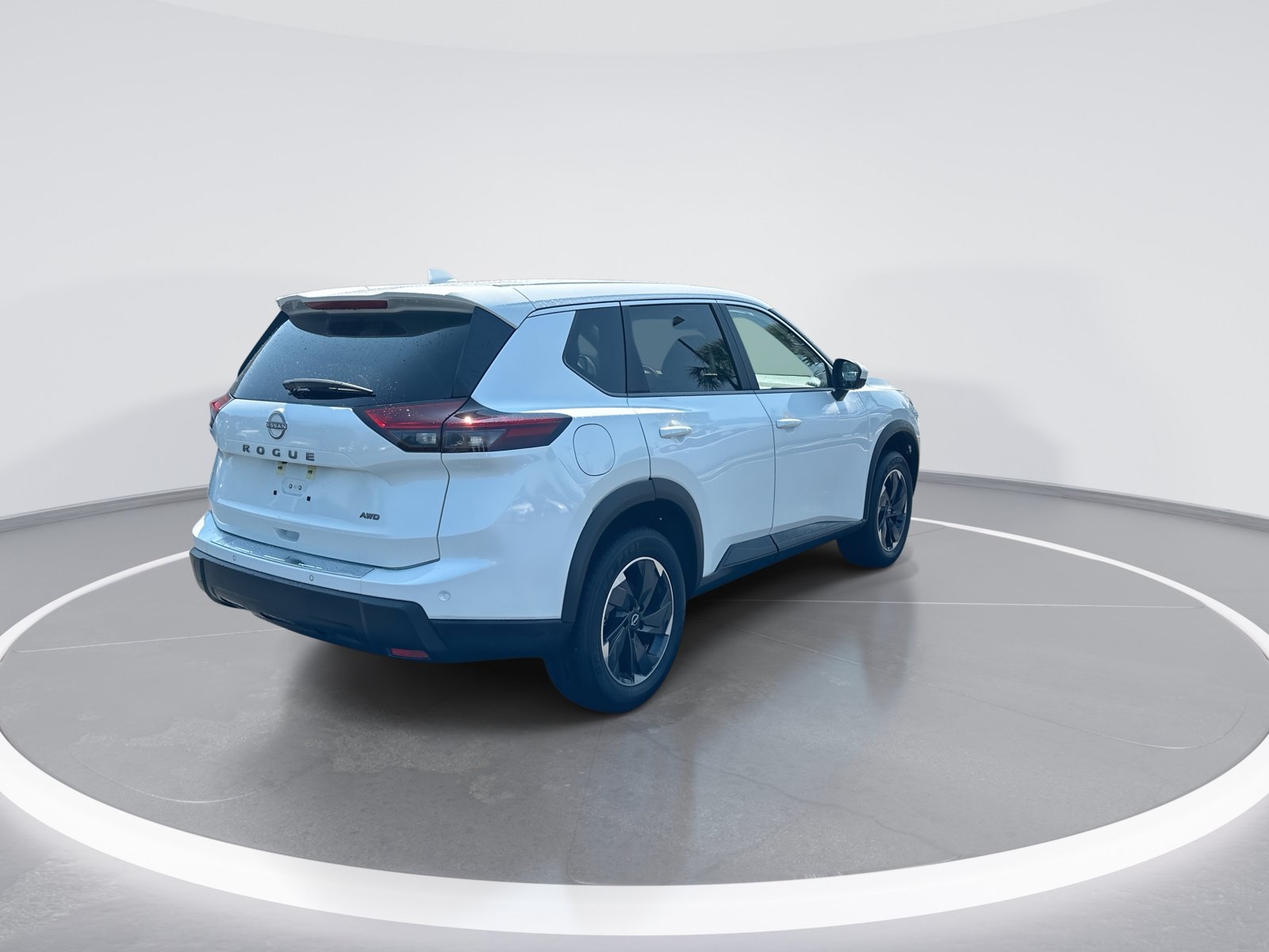 Used 2026 Nissan Rogue SV AWD/4WD image 9