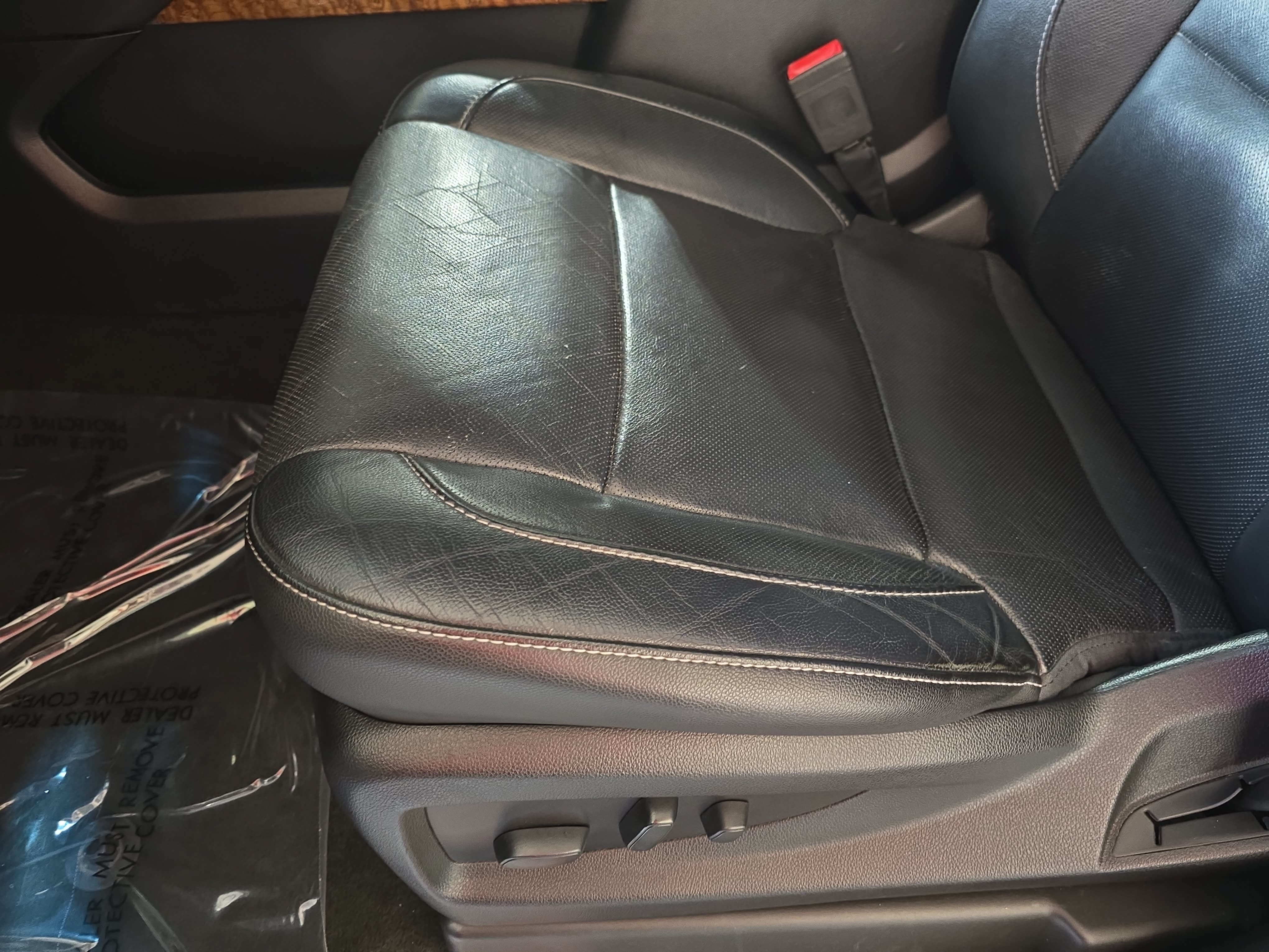 Used 2018 Chevrolet Tahoe Premier AWD/4WD image 30