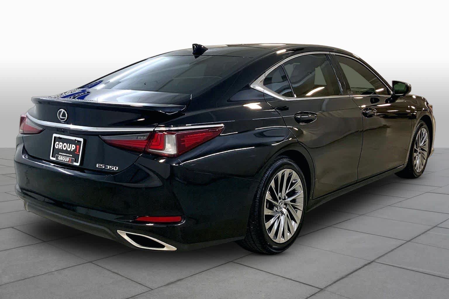 Used 2024 Lexus ES 350 Ultra Luxury FWD image 12