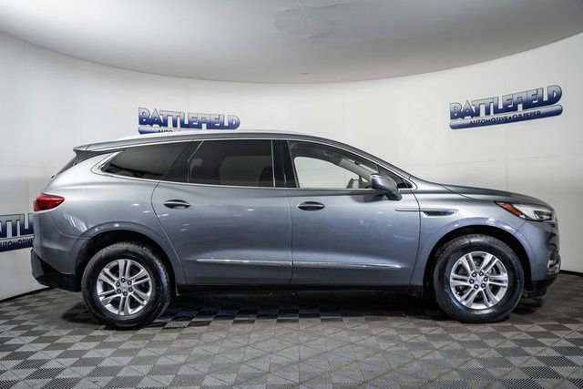 Used 2020 Buick Enclave Essence image 11