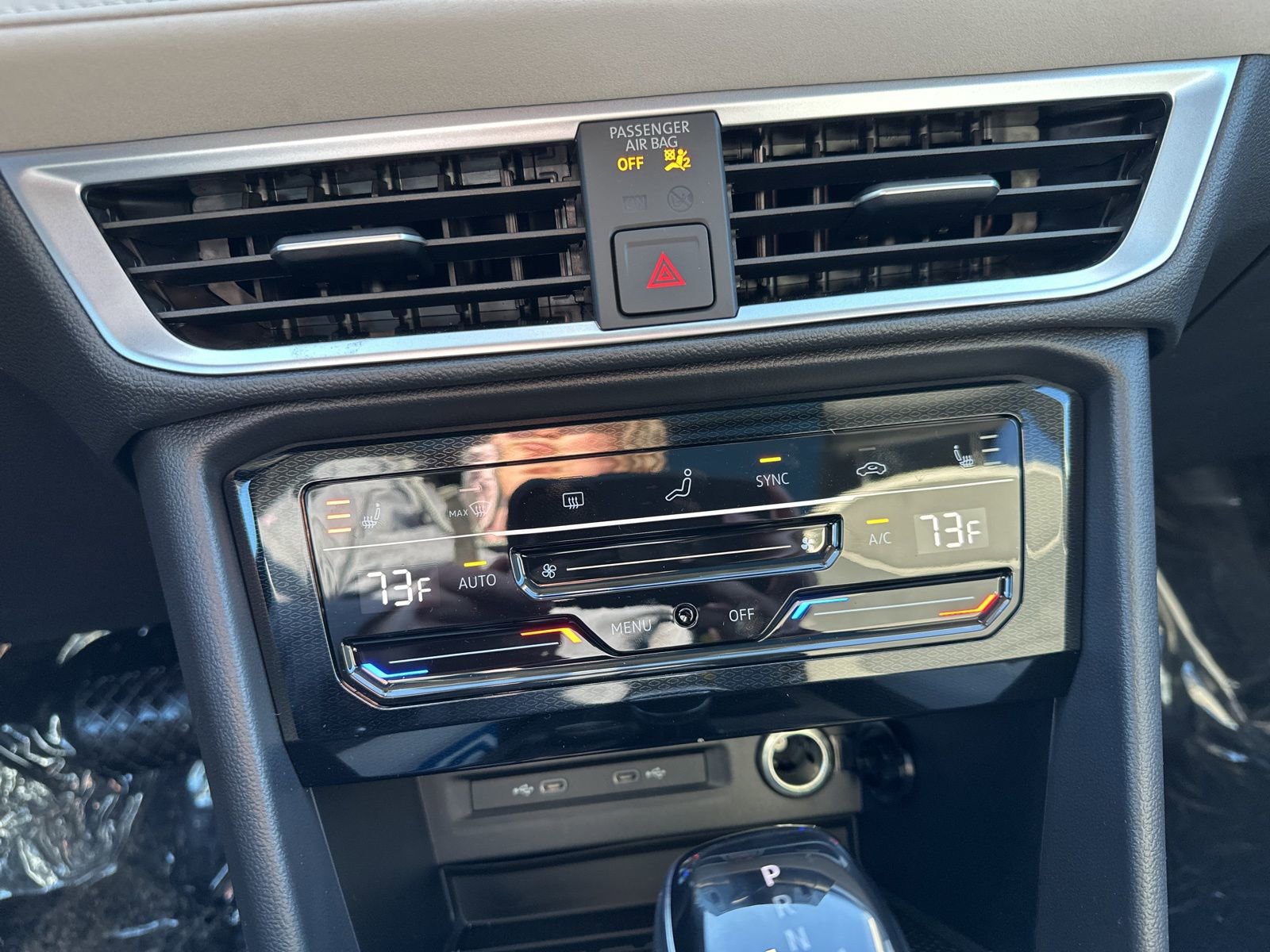 New 2026 Volkswagen Taos SE image 45