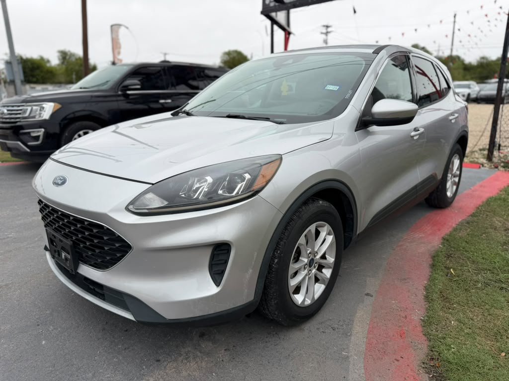 Used 2020 Ford Escape SE FWD image 3