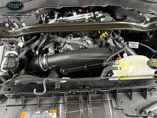 Used 2025 Ford Explorer ST-Line AWD/4WD image 35
