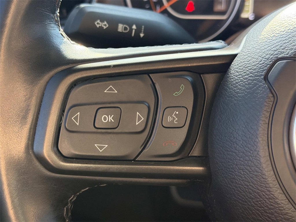 Used 2022 Jeep Gladiator Sport image 29