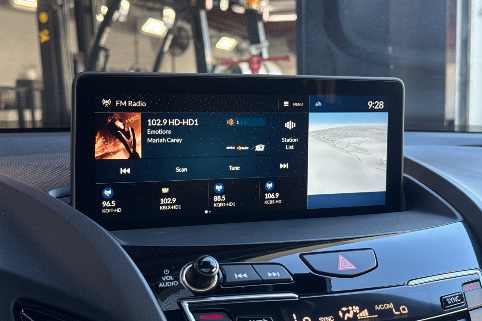 Used 2023 Acura RDX w/ Technology Package FWD image 22