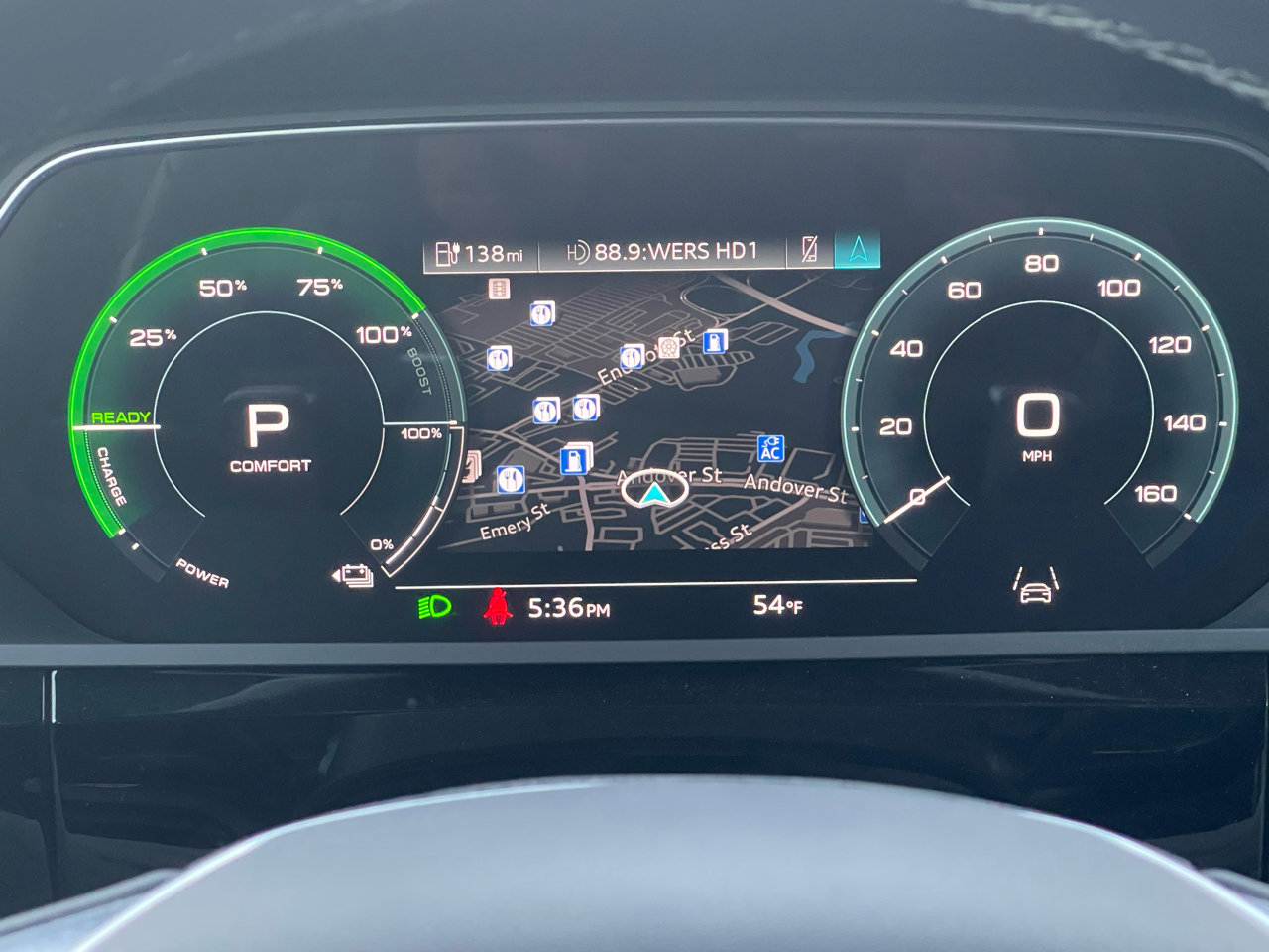 Used 2023 Audi e-tron Premium w/ Convenience Plus Package image 38