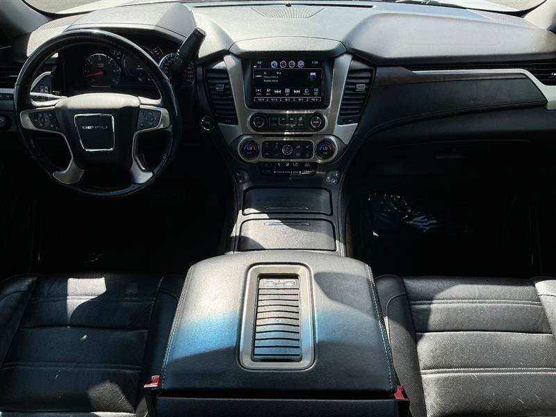 Used 2018 GMC Yukon Denali AWD/4WD image 16