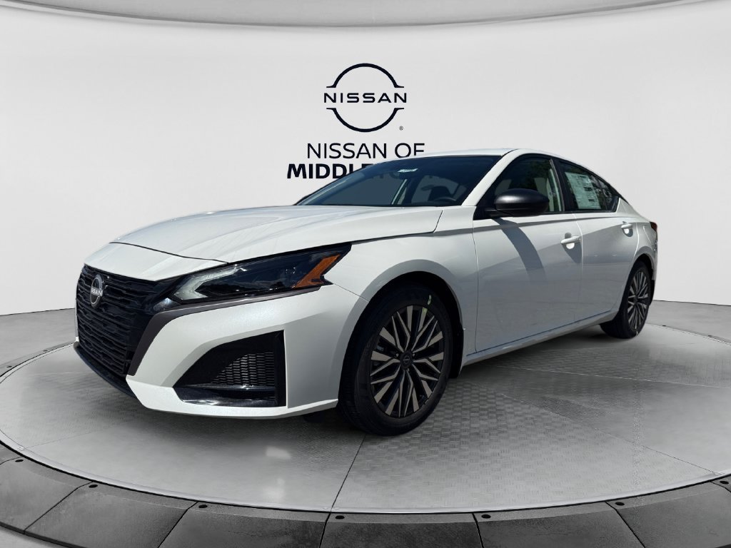 New 2026 Nissan Altima 2.5 SV FWD image 1