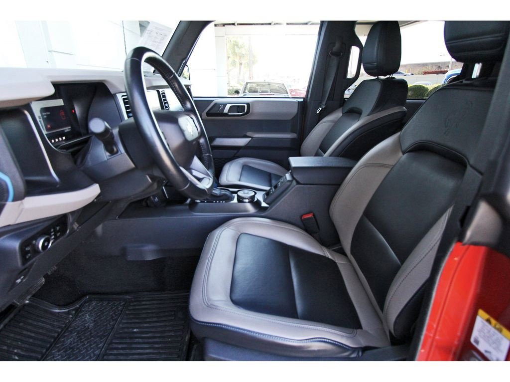 Used 2023 Ford Bronco Wildtrak image 6