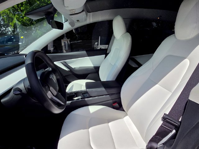 Used 2020 Tesla Model Y Performance AWD/4WD image 19