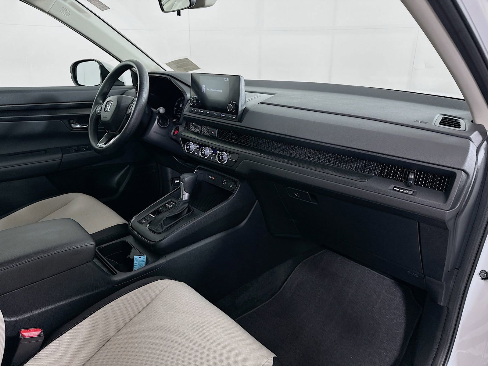 Used 2023 Honda CR-V LX image 25