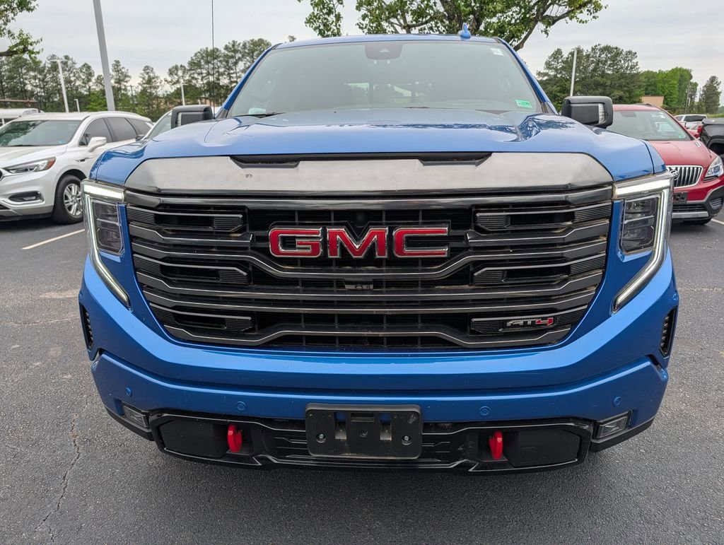 Used 2024 GMC Sierra 1500 AT4 w/ Technology Package AWD/4WD image 3