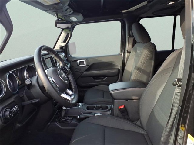 Used 2018 Jeep Wrangler Unlimited Sahara w/ Cold Weather Group image 11