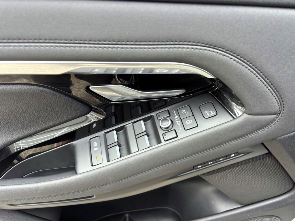 Used 2020 Land Rover Range Rover Evoque SE image 12