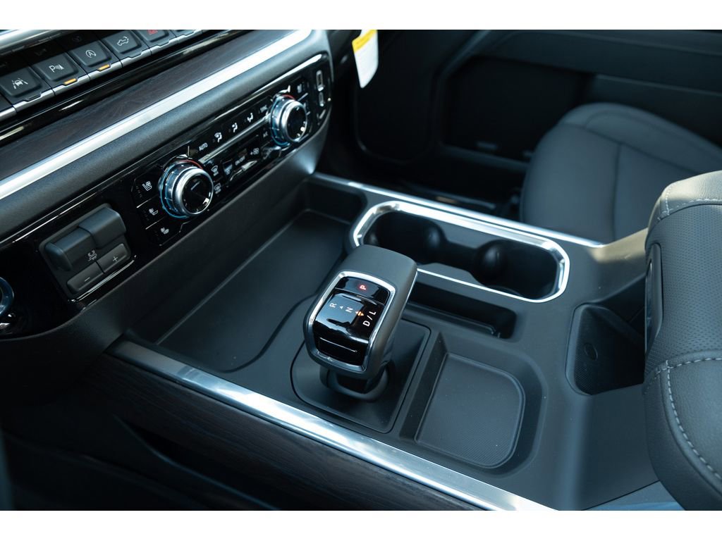 New 2026 GMC Sierra 1500 SLT image 25