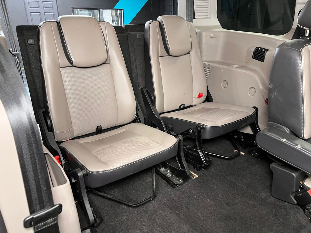 Used 2017 Ford Transit Connect Titanium FWD image 24
