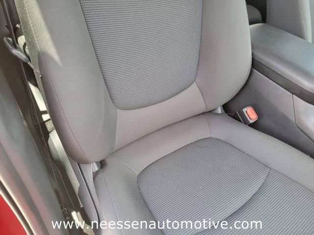 Used 2024 Toyota RAV4 LE AWD/4WD image 10