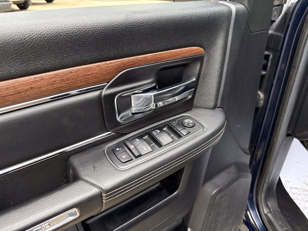 Used 2013 RAM 2500 Laramie w/ Convenience Group AWD/4WD image 25