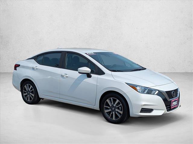 Used 2022 Nissan Versa SV FWD image 3