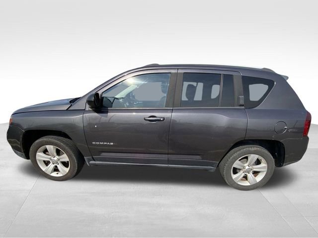 Used 2016 Jeep Compass Sport w/ Power Value Group FWD image 3