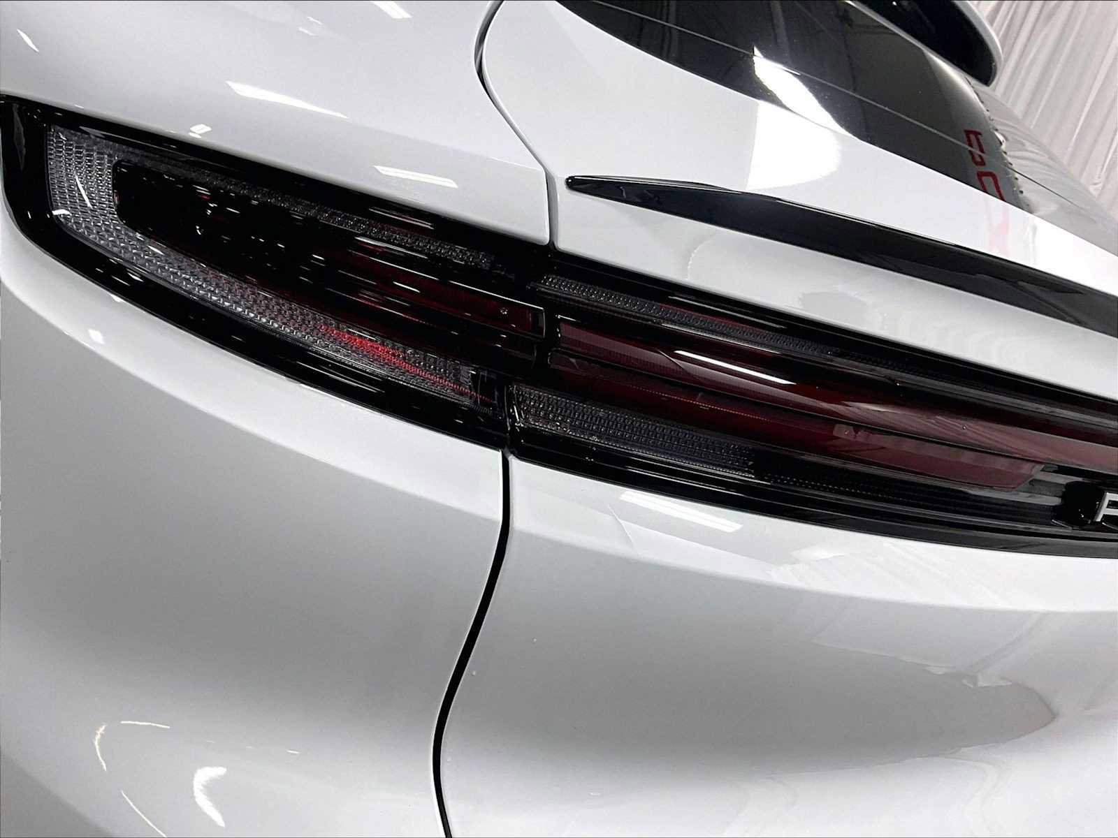 Used 2024 Porsche Cayenne S image 35