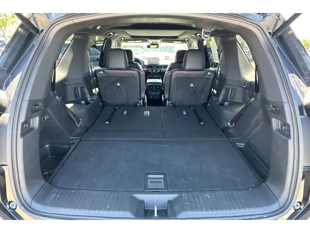 Certified 2025 Honda Pilot TrailSport image 17