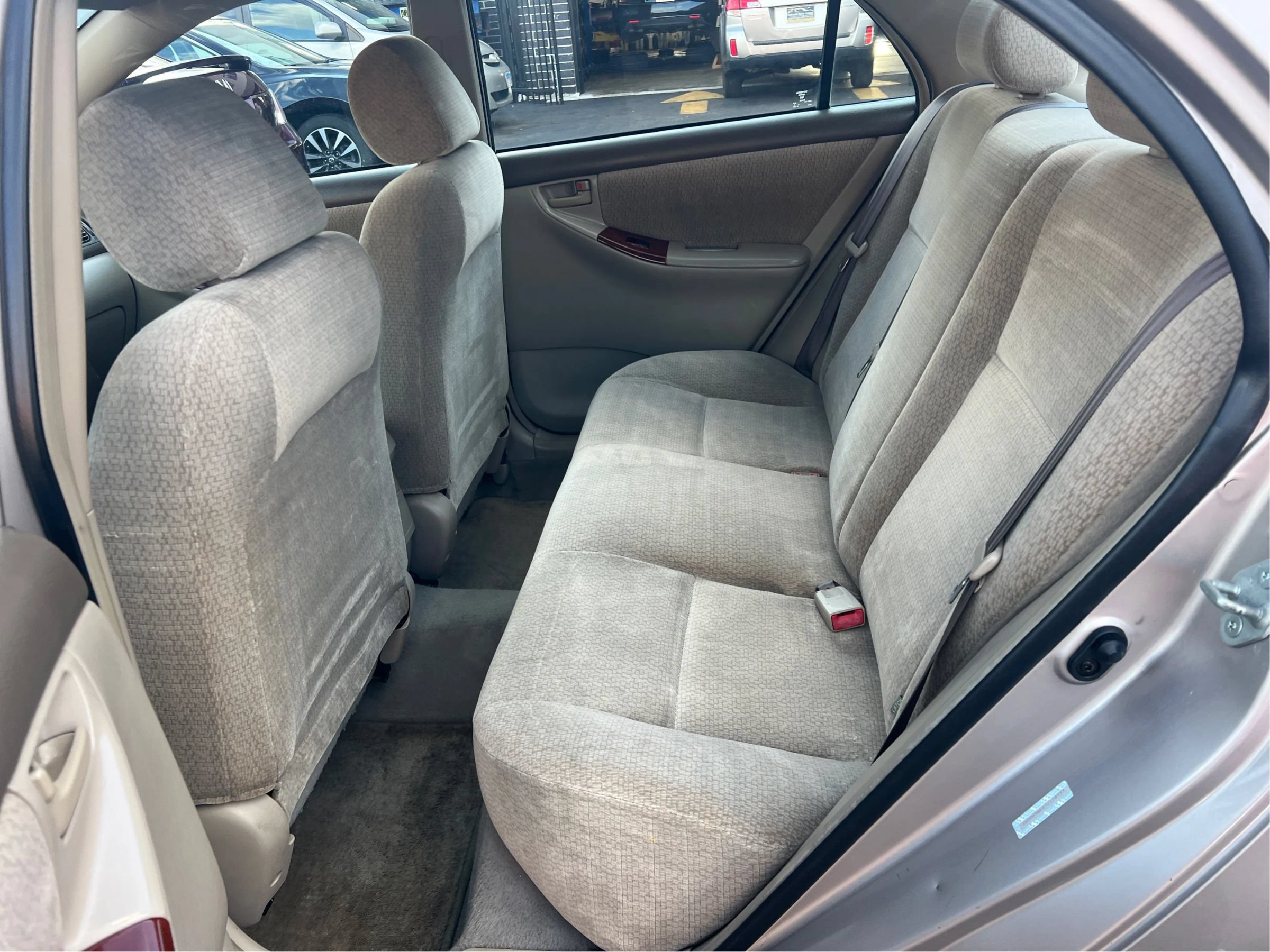 Used 2003 Toyota Corolla LE FWD image 11
