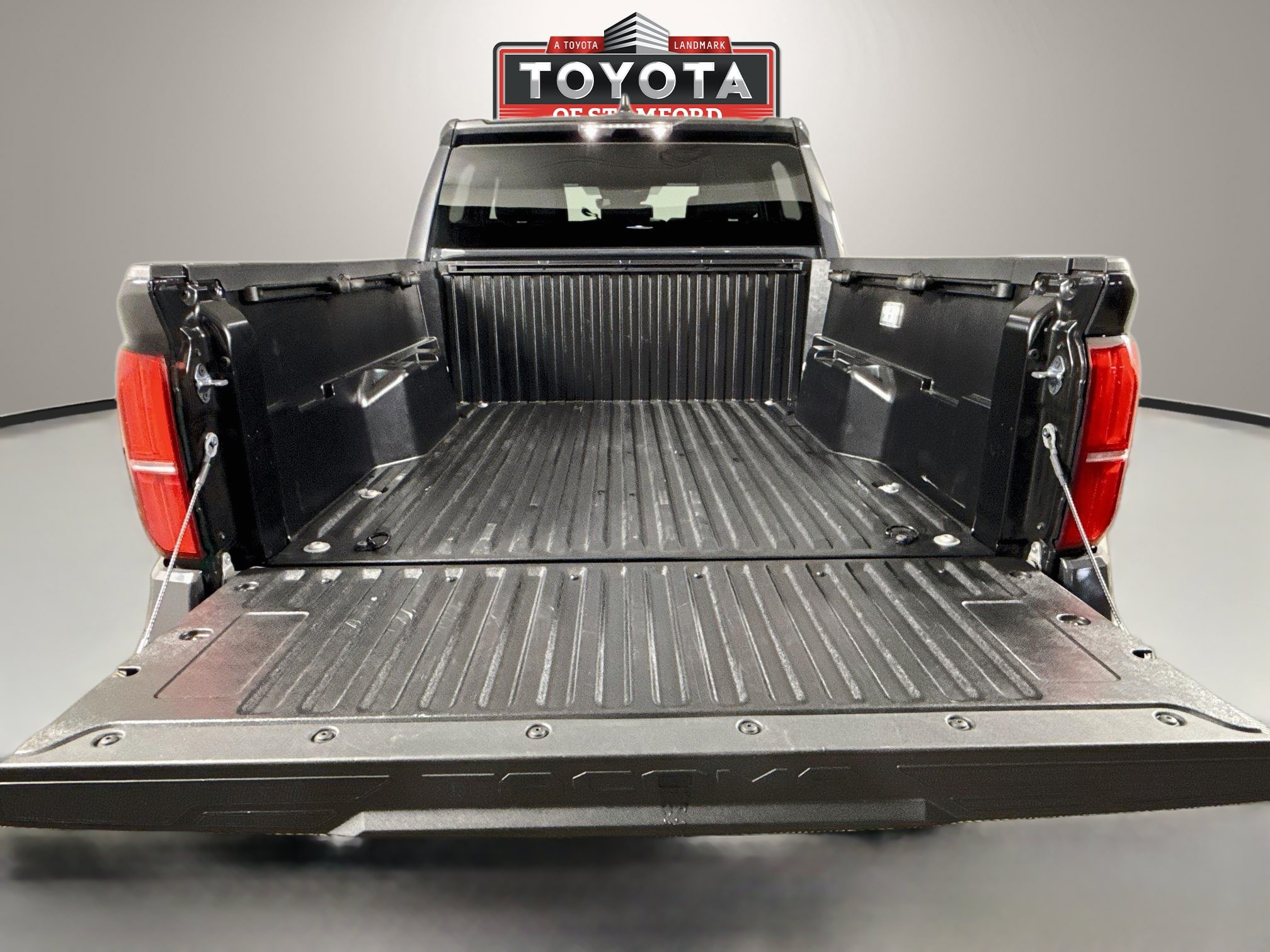 Certified 2026 Toyota Tacoma SR5 AWD/4WD image 24