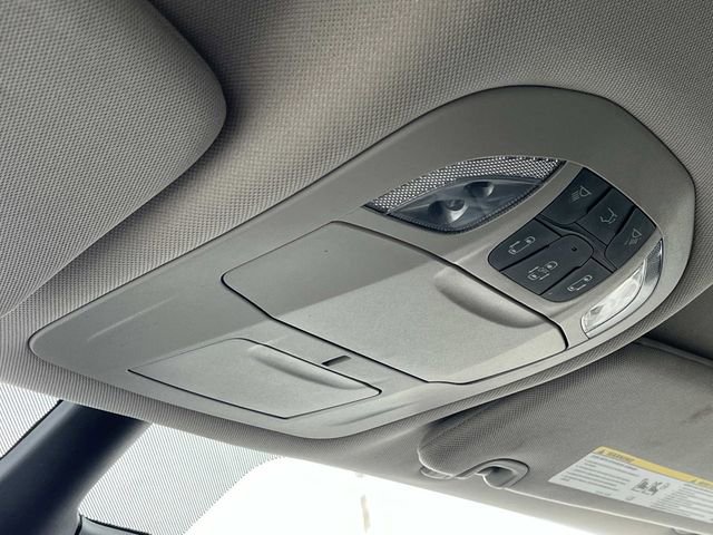 Used 2023 Chrysler Pacifica Touring-L AWD/4WD image 36