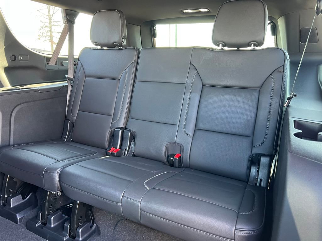 New 2025 GMC Yukon XL Denali w/ Denali Reserve Package image 7