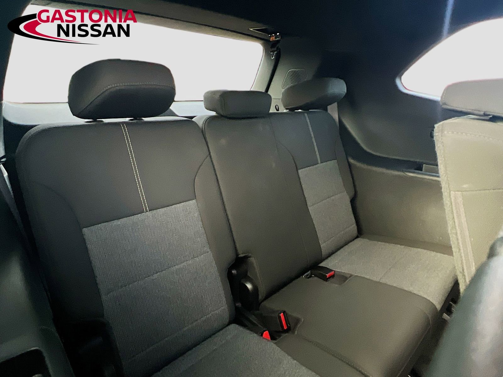 Used 2025 GMC Acadia Elevation image 34