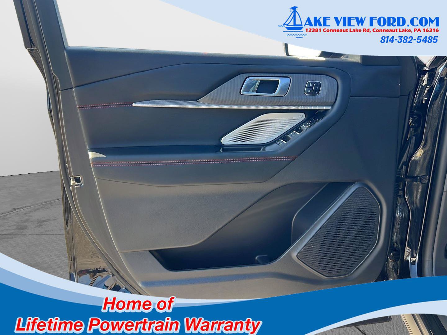 Used 2025 Ford Explorer ST AWD/4WD image 25