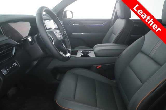 Used 2025 GMC Acadia AT4 w/ LPO, Floor Liner Package AWD/4WD image 16