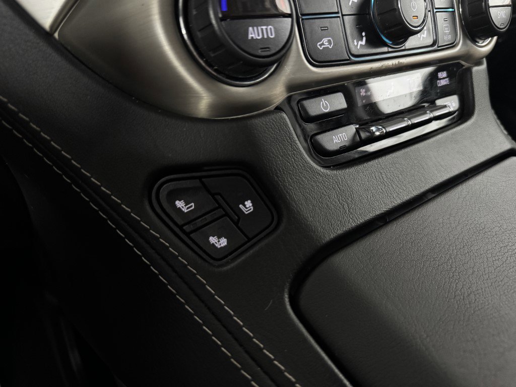 Used 2019 GMC Yukon Denali w/ Denali Ultimate Package image 39