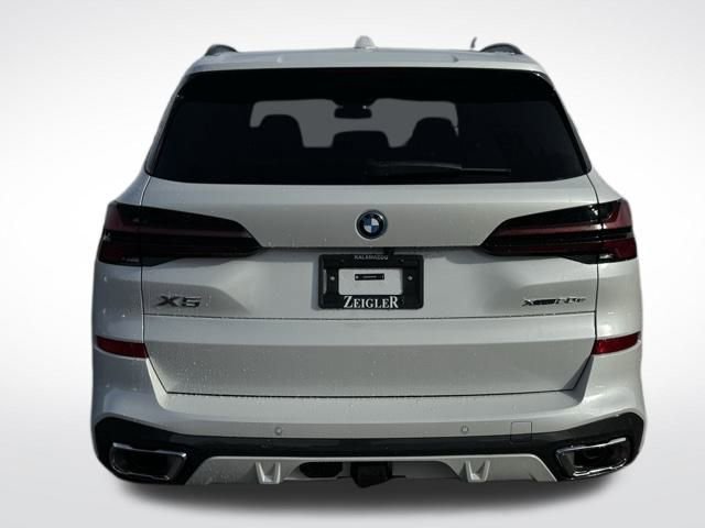 New 2026 BMW X5 xDrive50e w/ M Sport Package image 7