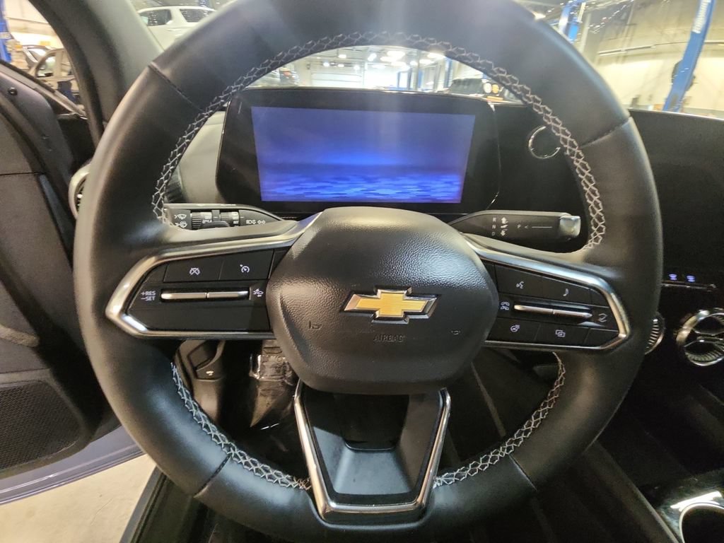 Used 2024 Chevrolet Blazer EV LT AWD/4WD image 16