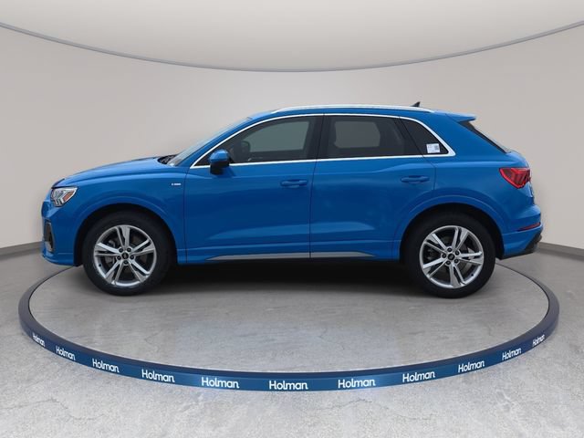 Used 2023 Audi Q3 2.0T Premium w/ Convenience Package AWD/4WD image 9