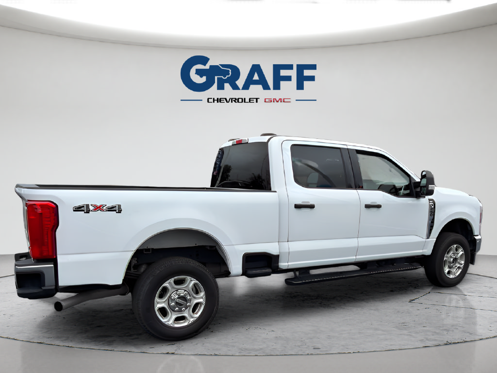 Used 2025 Ford F250 XLT AWD/4WD image 7