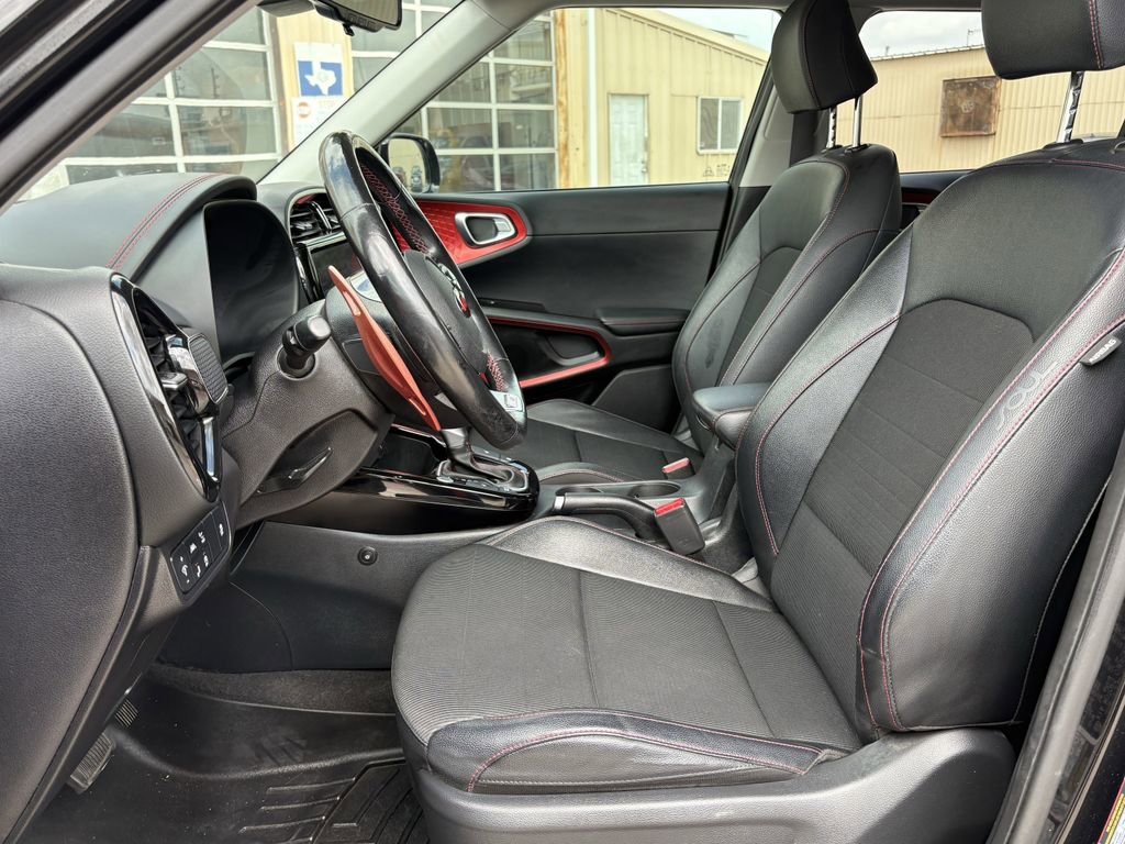 Used 2020 Kia Soul GT-Line Turbo image 12