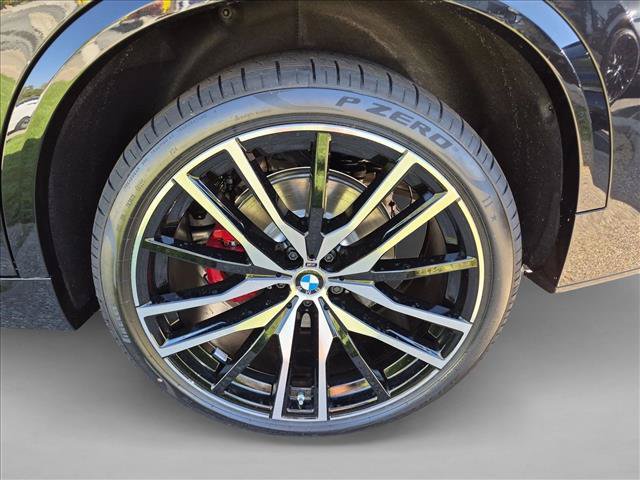 New 2026 BMW X5 xDrive40i w/ M Sport Package AWD/4WD image 10