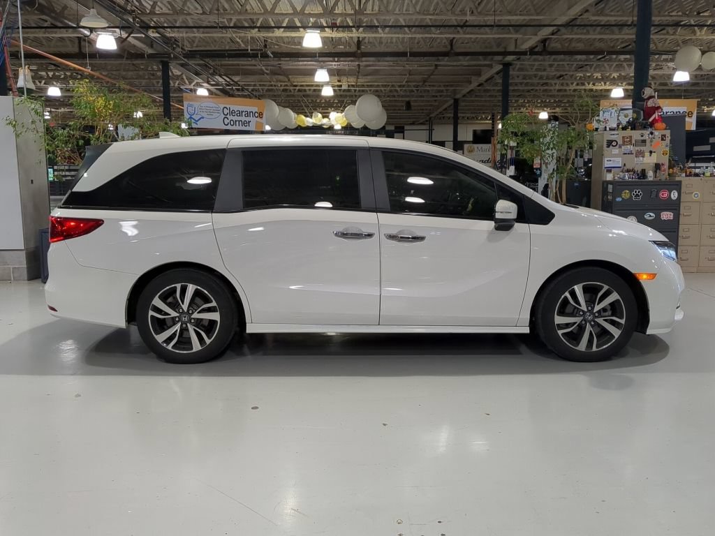 Used 2024 Honda Odyssey Touring image 5