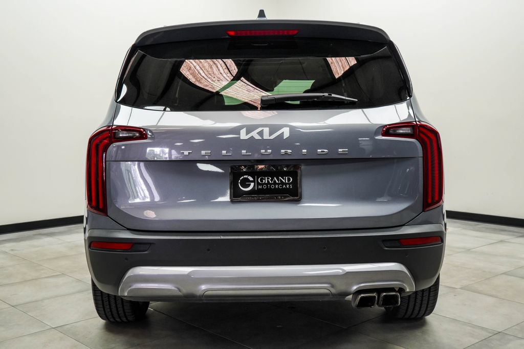 Used 2022 Kia Telluride EX w/ EX Premium Package FWD image 11