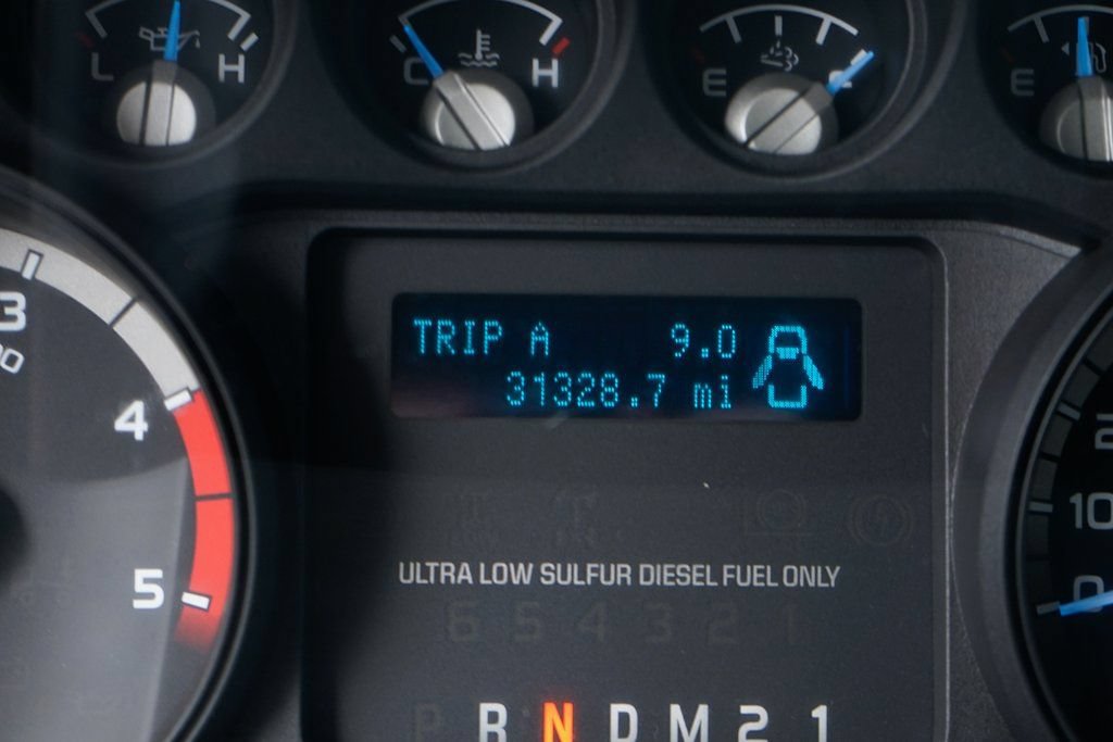 Used 2016 Ford F650 2WD Regular Cab Super Duty image 26