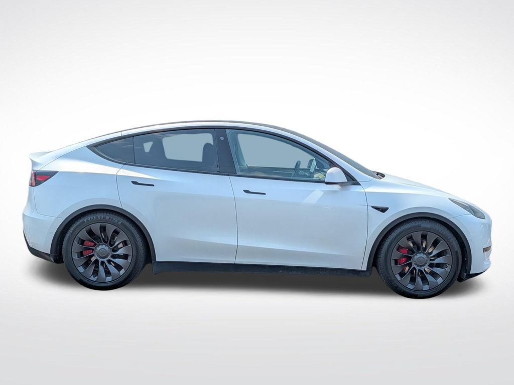 Used 2022 Tesla Model Y Performance AWD/4WD image 2